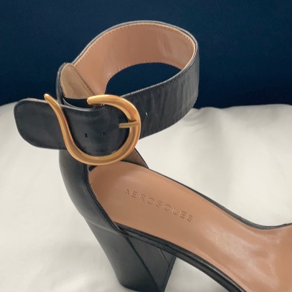 AEROSOLES Black Sandals with Gold Buckle - Picture 2 of 4